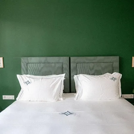 Hotel Corniche De Rocabella *