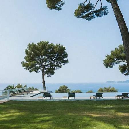 Corniche De Rocabella Le Pradet