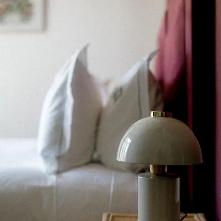 Hotel Corniche De Rocabella *
